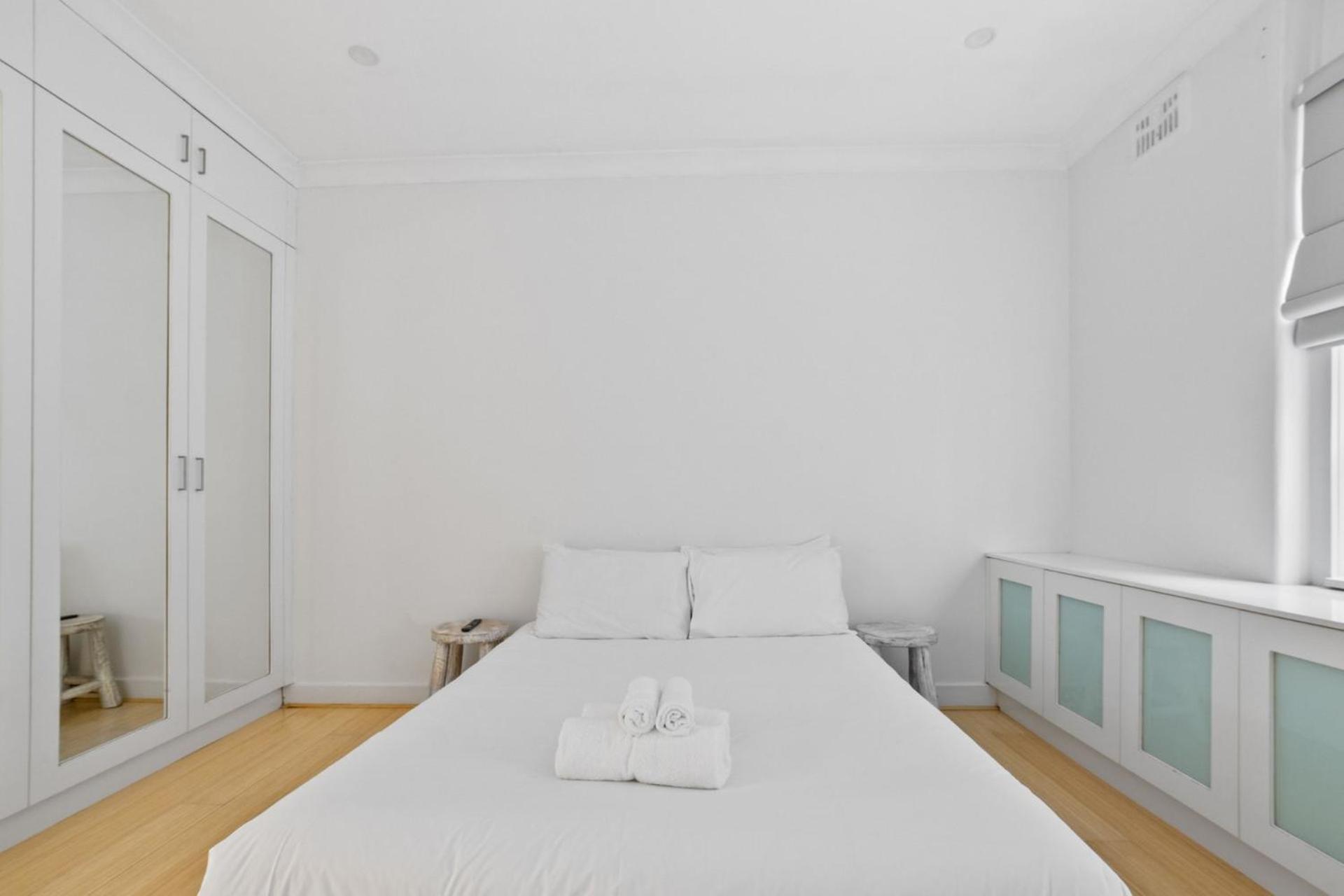 Pet-friendly Just Minutes From Bondi Apartment